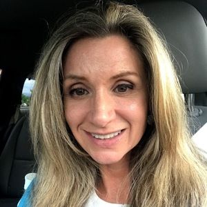 Meet your Posher, Joanie